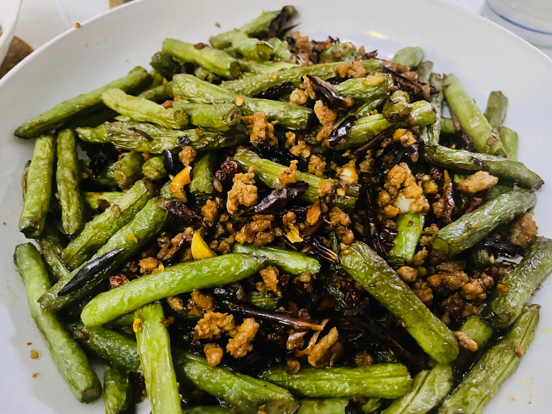 厨师长教你：“干煸四季豆”的正宗做法，先收藏了