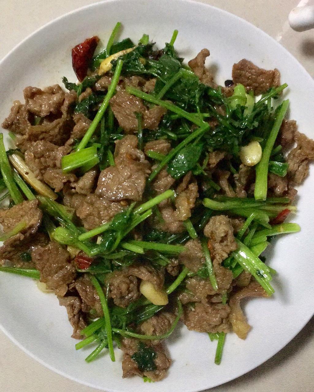 香菜孜然牛肉