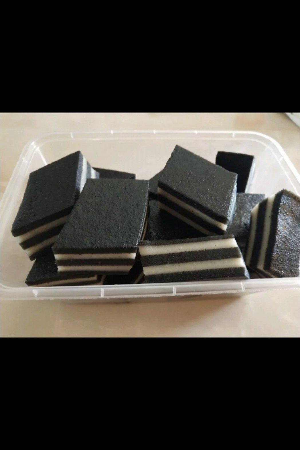 芝麻椰汁千层糕