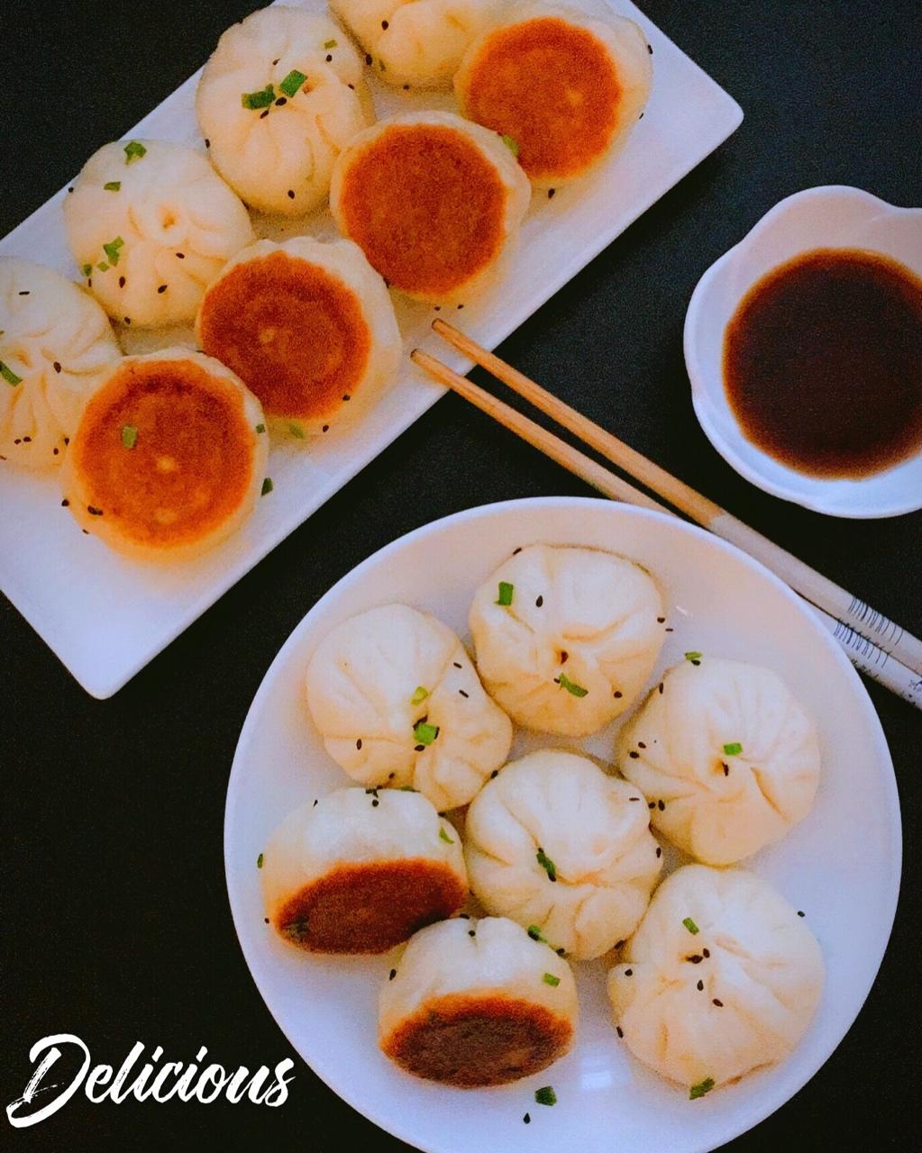 生煎包（新视频。猪肉韭菜莲藕生煎包）