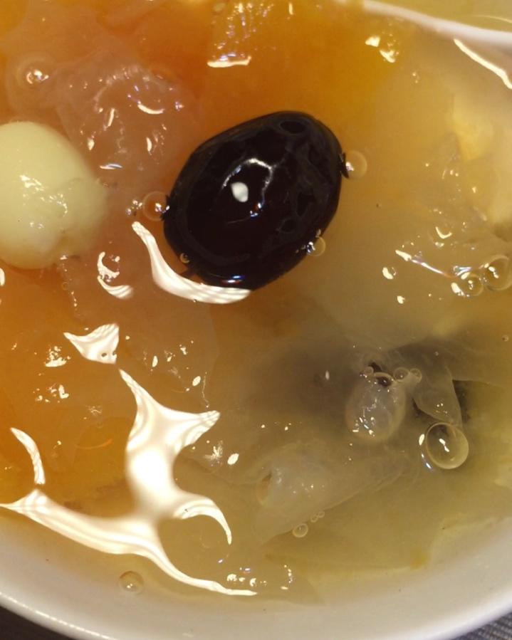 木瓜银耳莲子汤