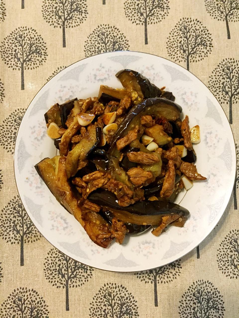 老丁的私房菜-油焖茄子