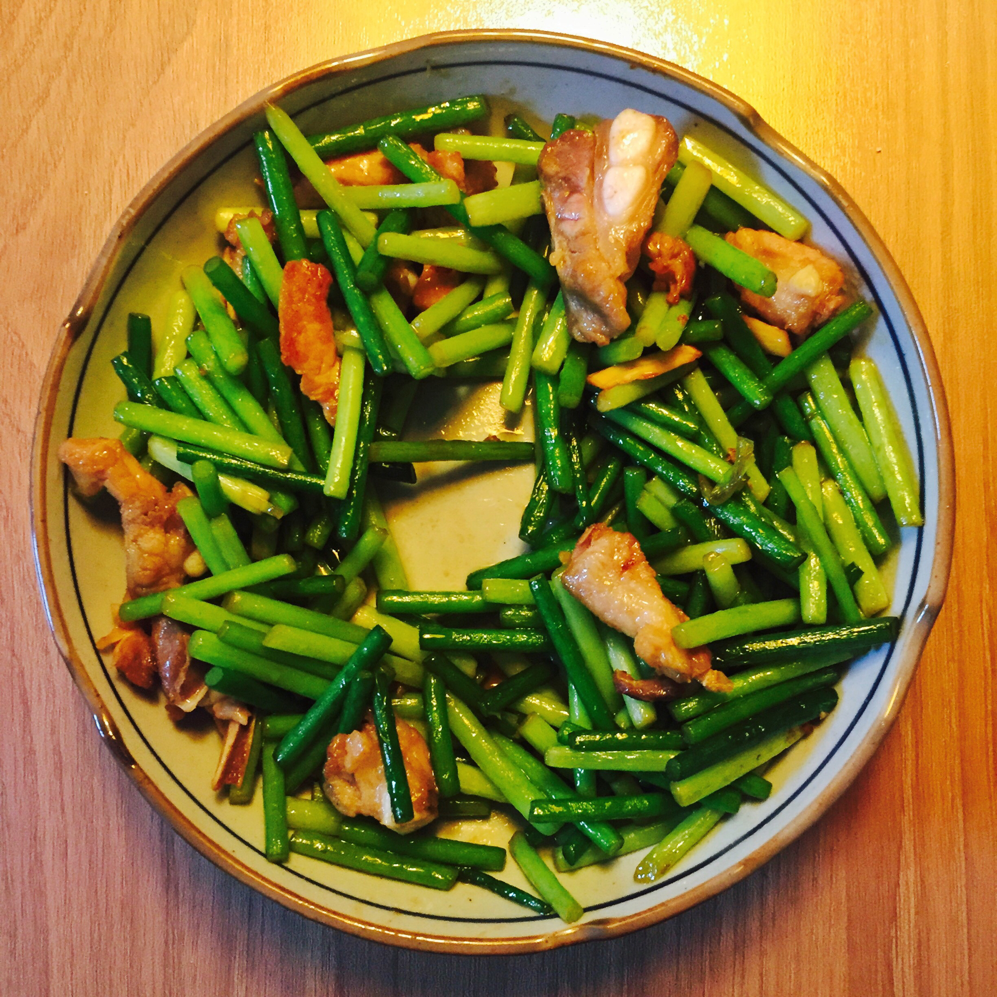 蒜台炒肉丝