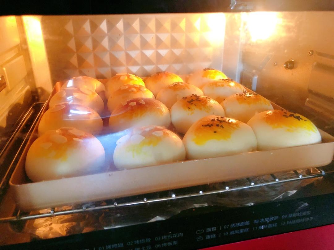 蜂蜜牛奶小餐包（一次发酵超级柔软拉丝）