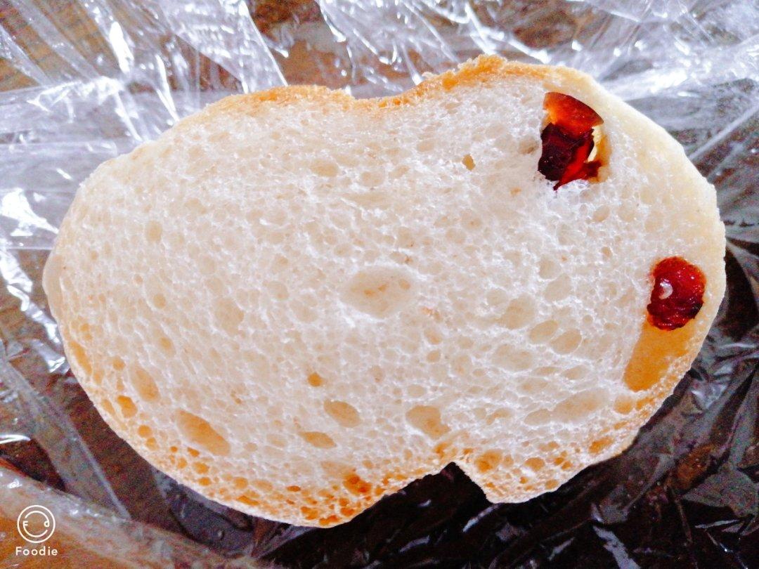 全麦蔓越莓核桃软欧包