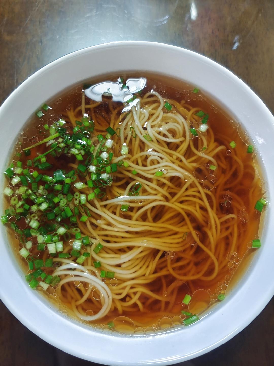 阳春面有猪油