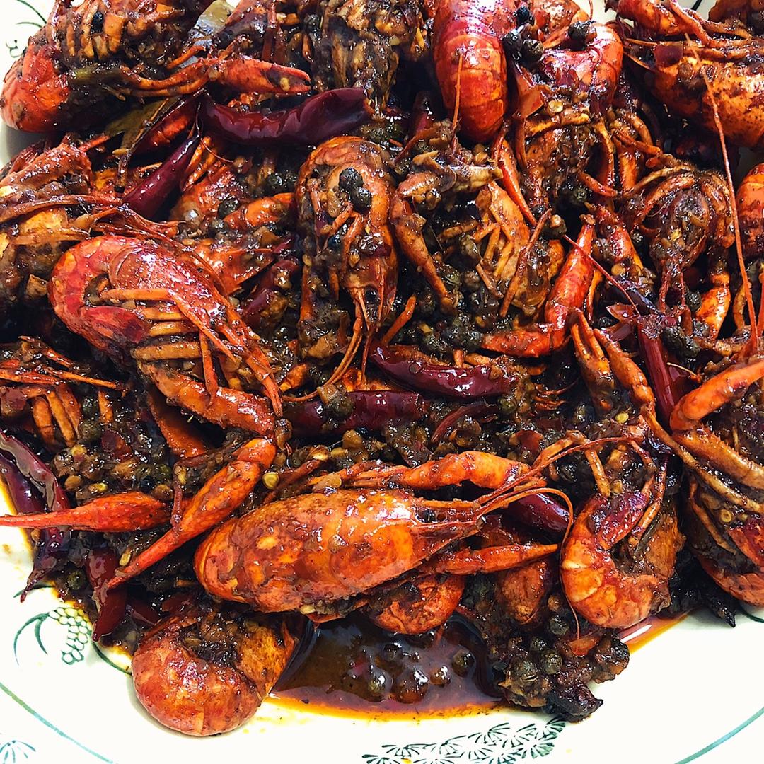 厨师长教你：“麻辣小龙虾”的家常做法 ,好吃的停不下来