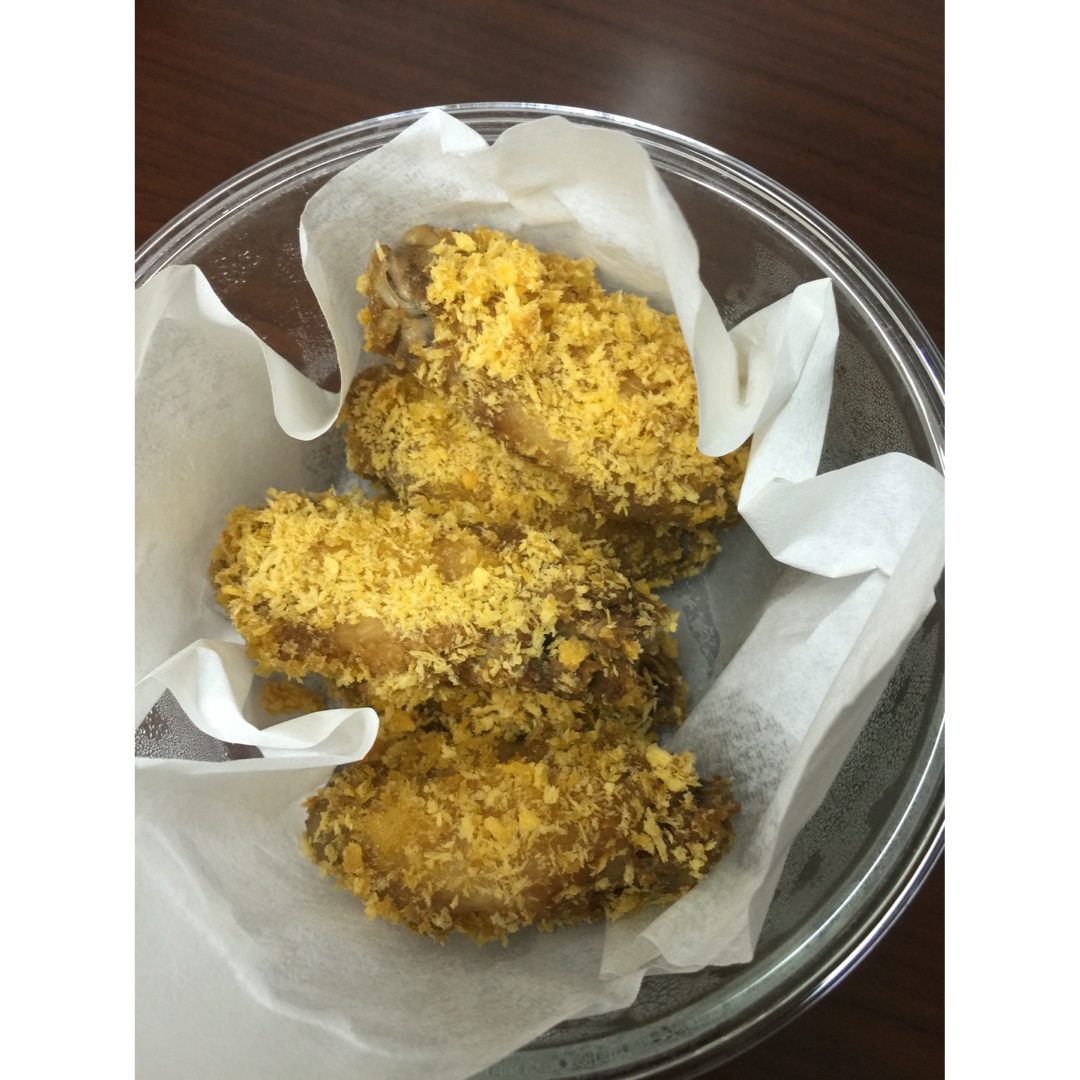 无油无烟微波炉版炸鸡翅（无难度懒人超快手菜）