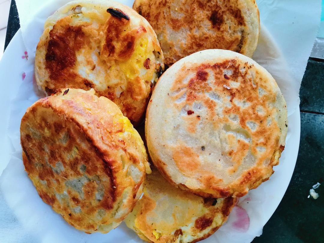 早餐霸王~沉甸甸鸡蛋汉堡