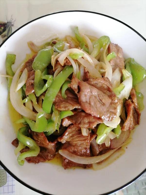 又香又嫩的小炒牛肉（巨好吃，手残党也能做）