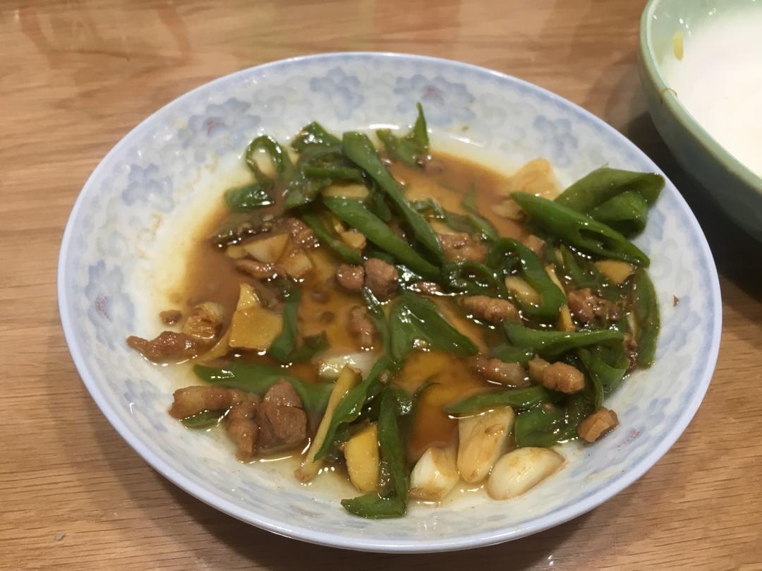 厨师长教你：“青椒肉丝”的正宗做法，色香味俱全