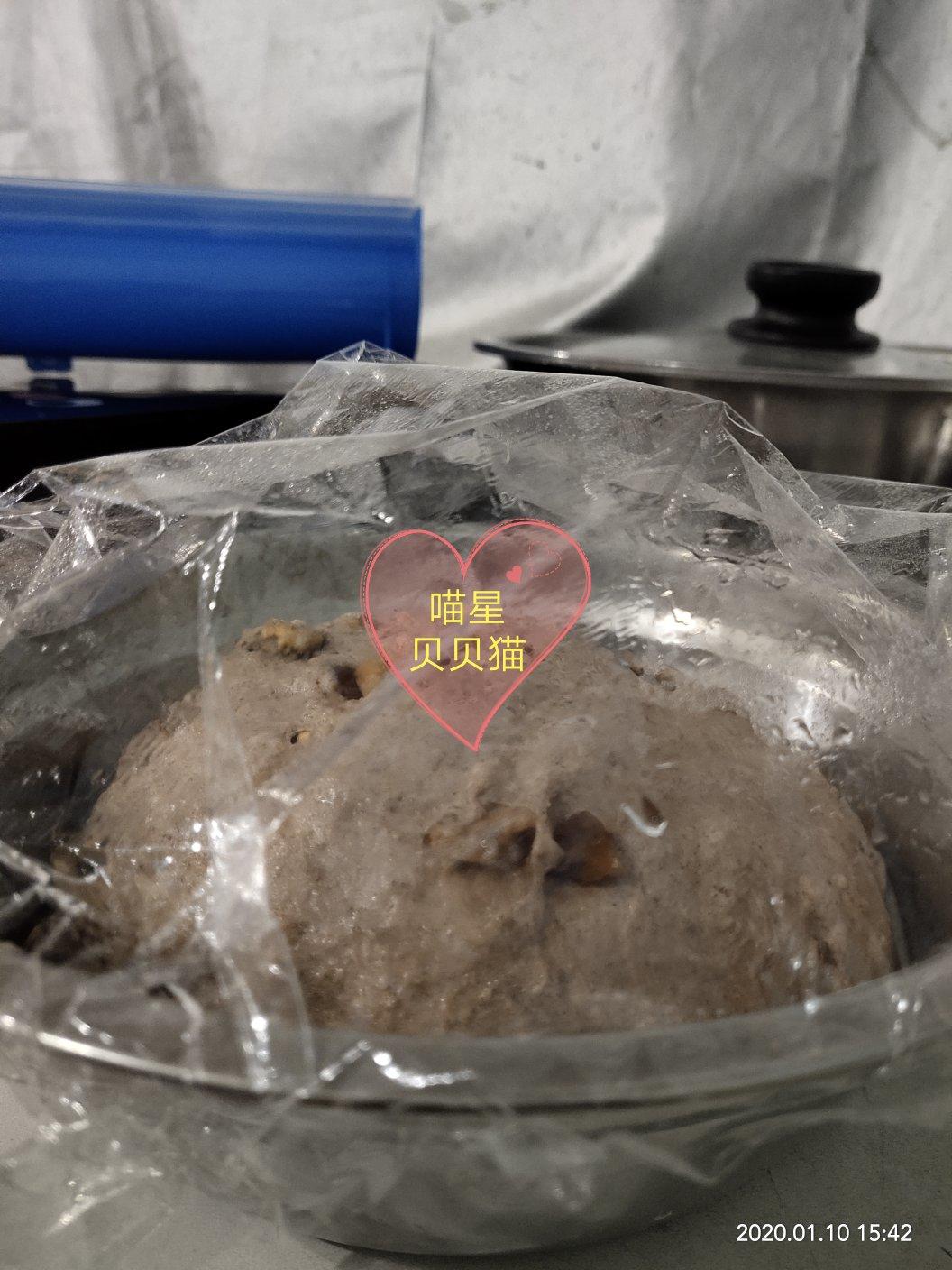 健身轻食：无油无糖高筋黑全麦粉欧包