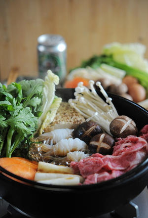 寿喜烧（日式牛肉火锅）的做法 步骤6