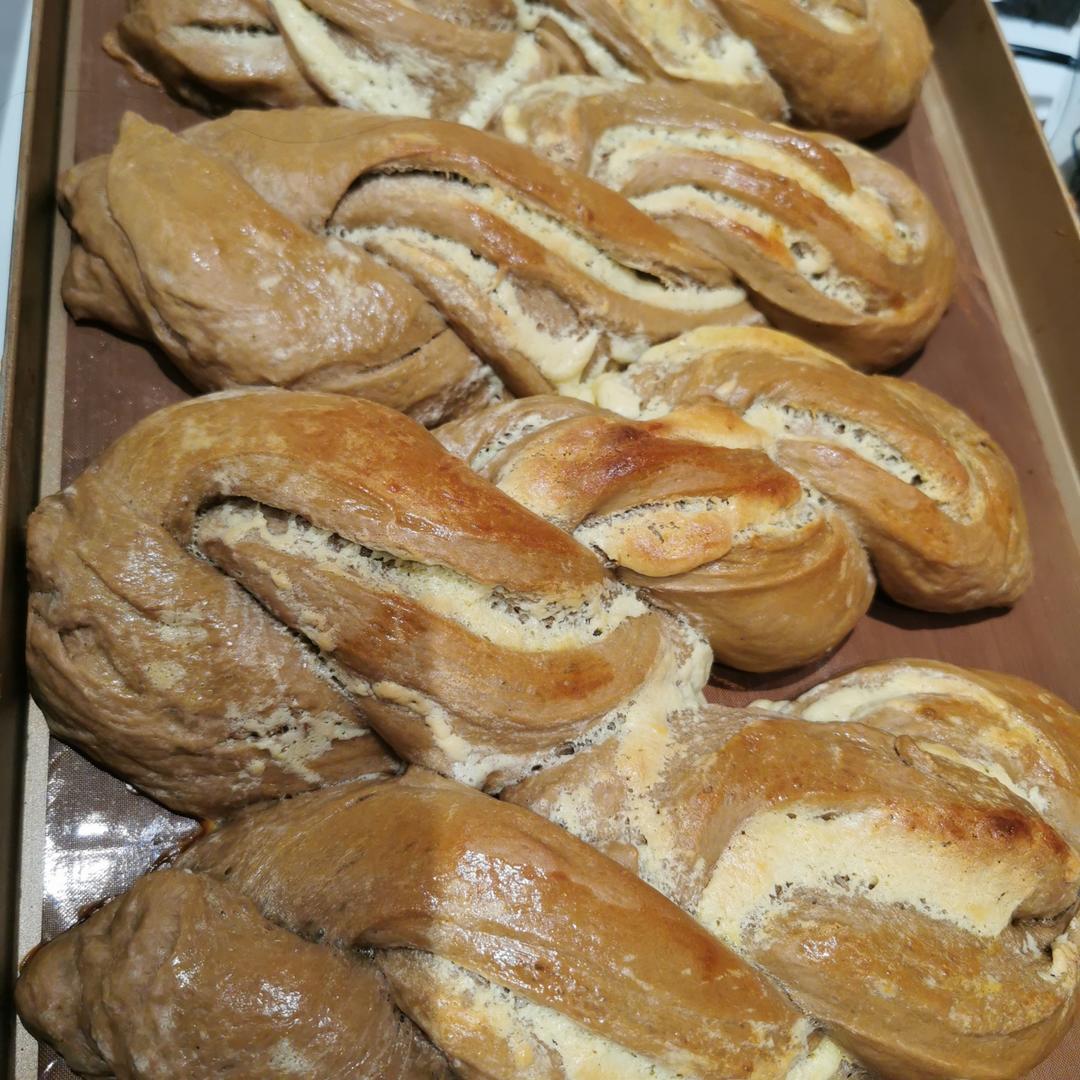 红茶奶酥面包