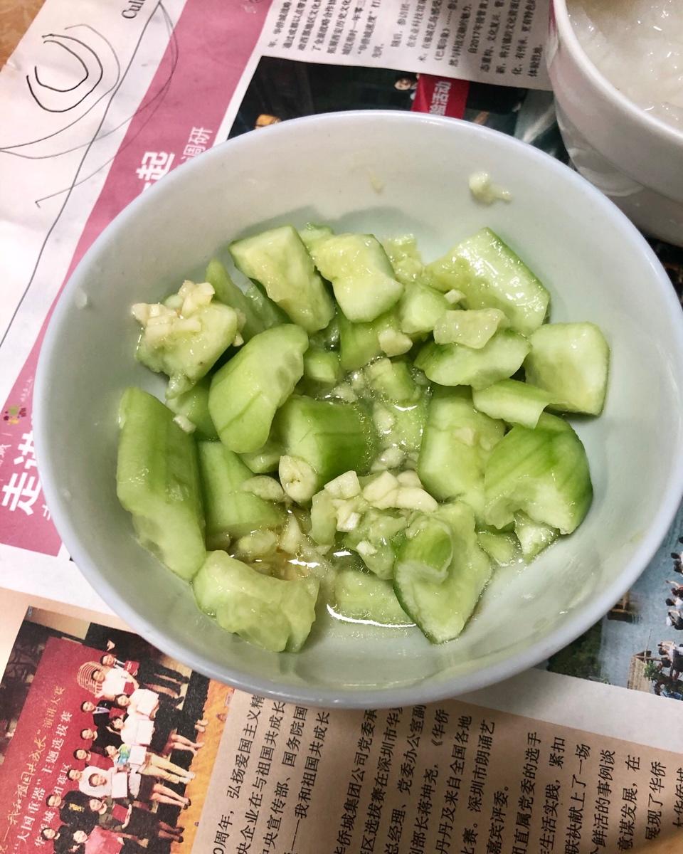 赞不绝口拍黄瓜🥒
