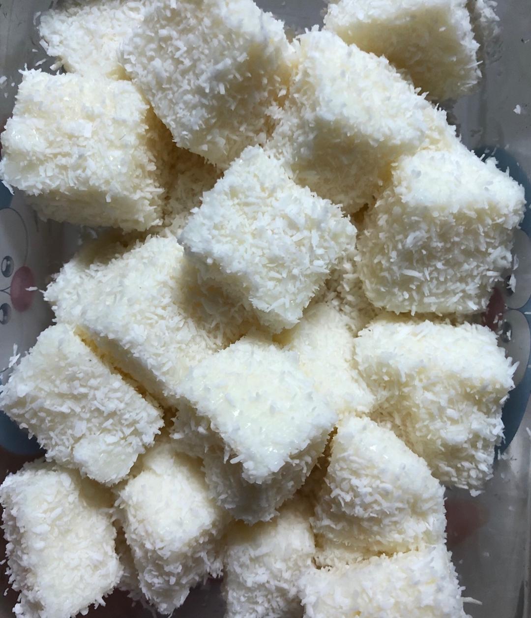 太棒啦！1个方子，做出2道口味一流的甜品！——椰奶小方&炸鲜奶