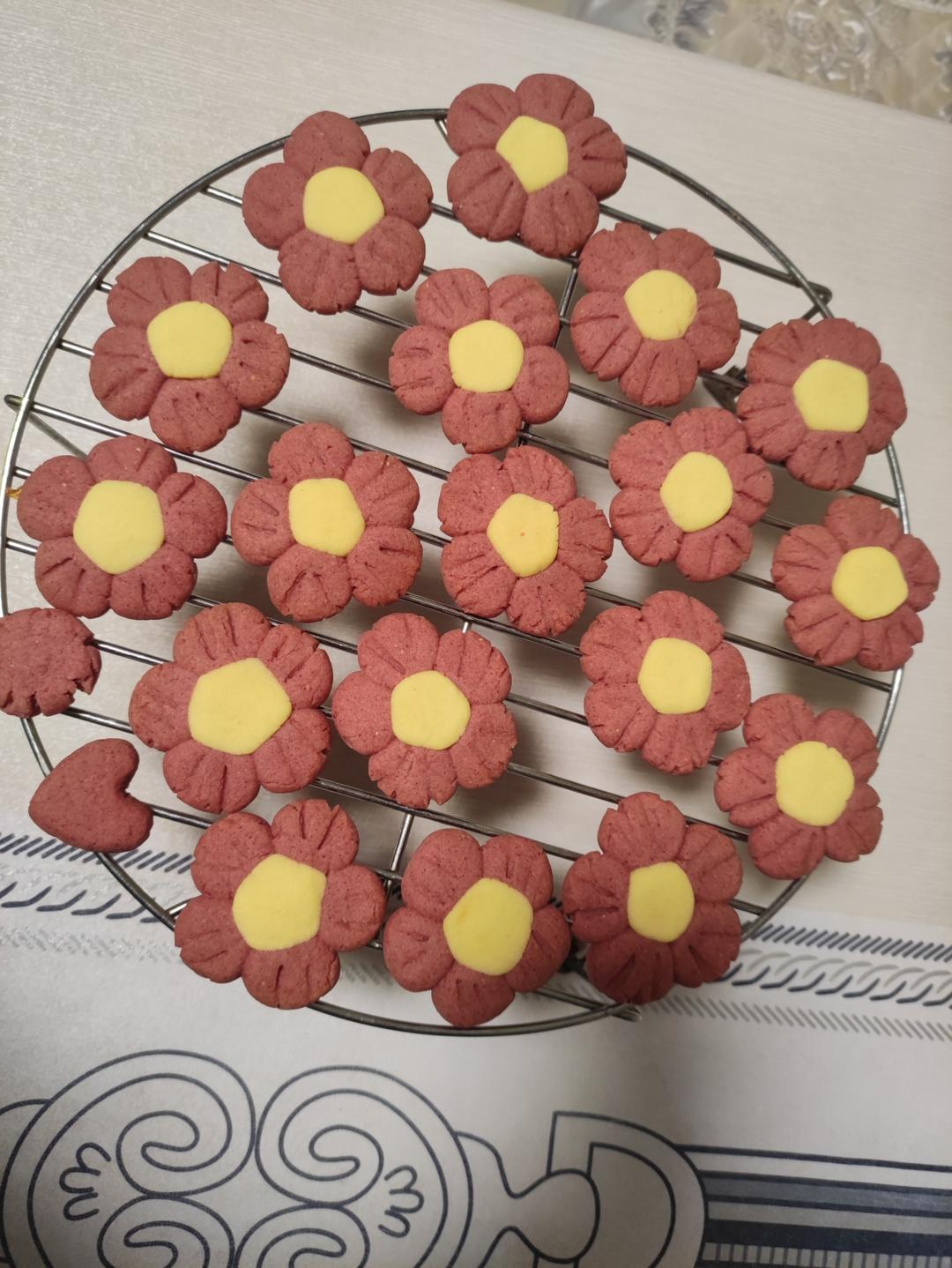 送你一朵小红花 🌺免模具｜零难度花朵饼干