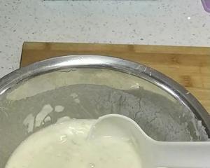 西葫芦鸡蛋煎饼的做法 步骤3