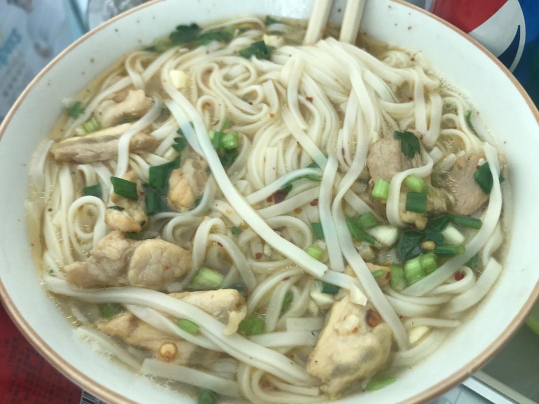 一碗热汤面