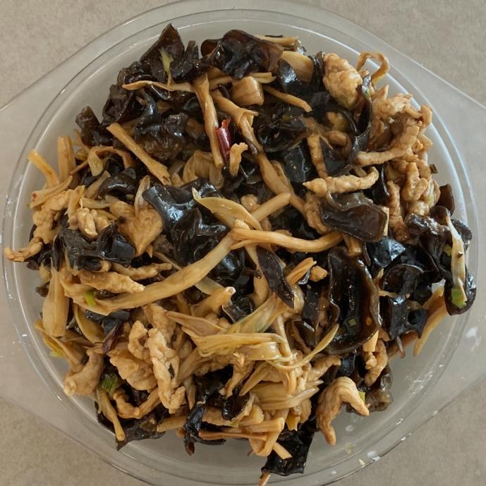 黄花菜木耳炒肉丝
