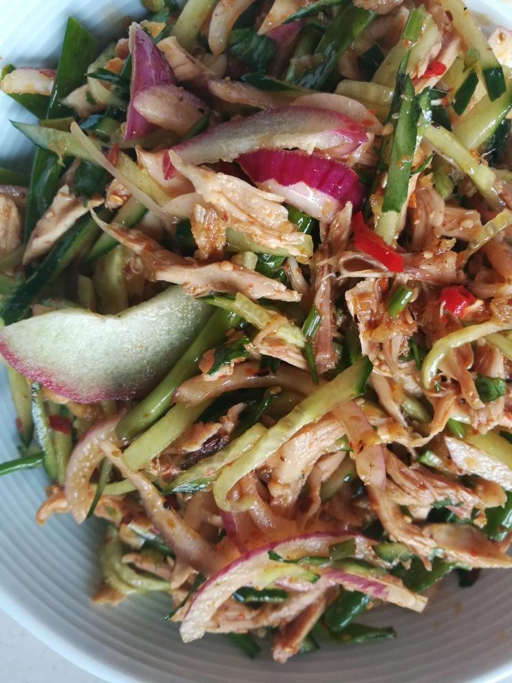 木木的凉拌手撕鸡的做法