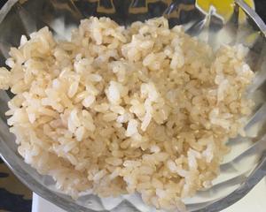 芹菜牛肉糙米炒饭的做法 步骤4