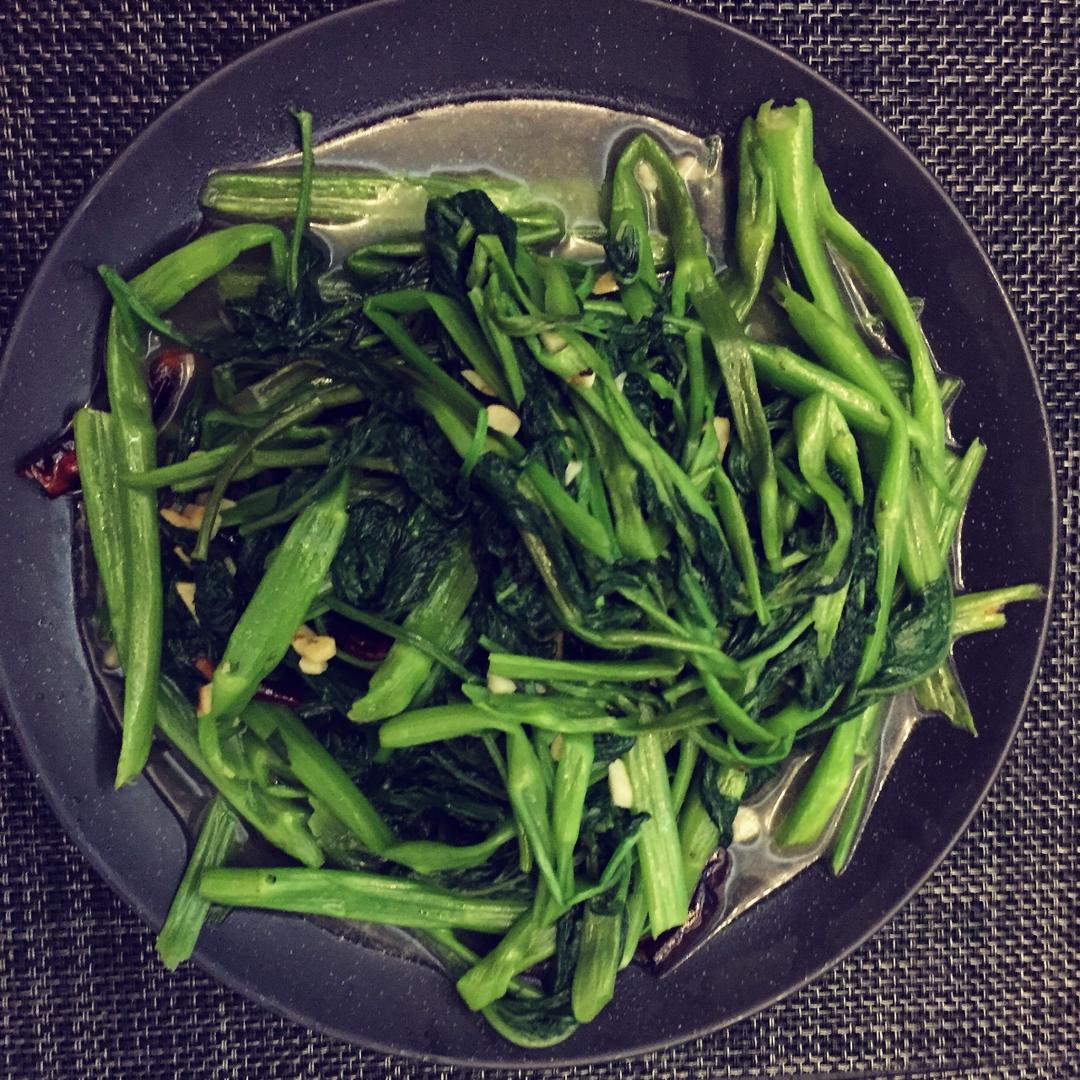 清炒空心菜（藤藤菜）