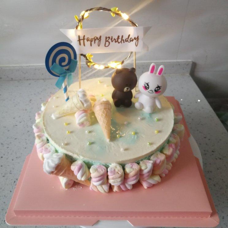 8寸蓝莓慕斯蛋糕