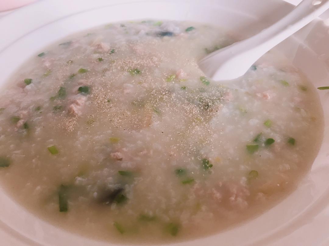 皮蛋瘦肉粥