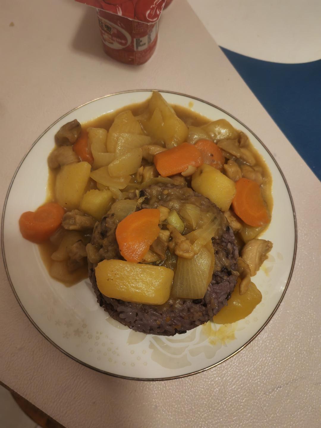 咖喱鸡肉饭