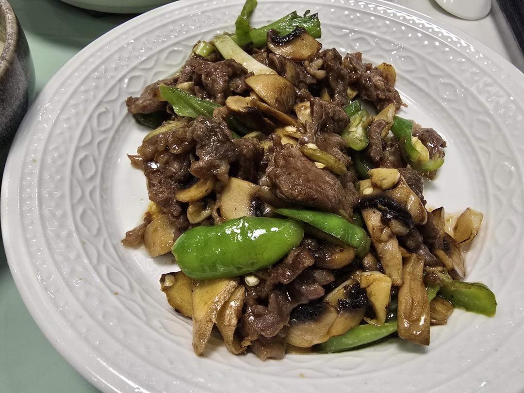 青椒炒牛肉