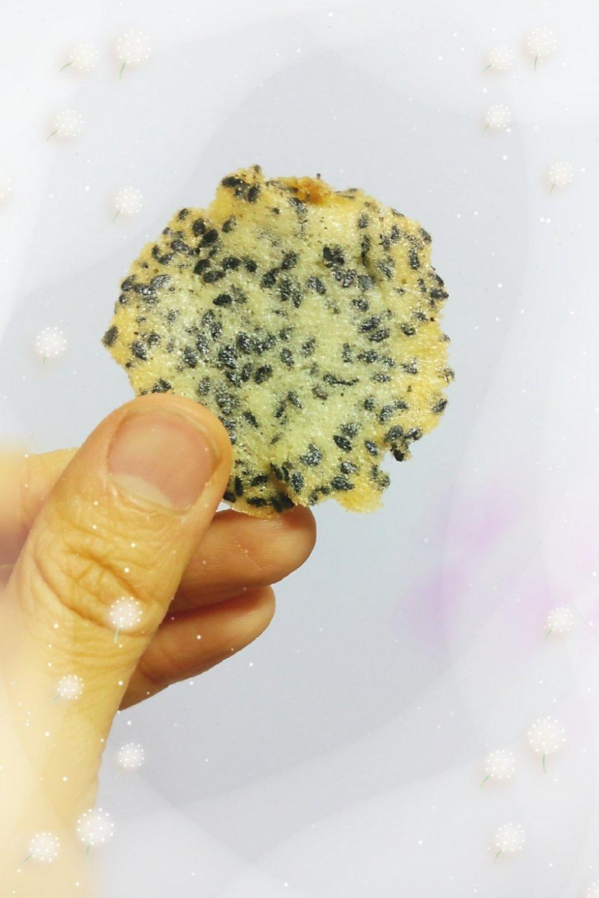芝麻薄脆饼