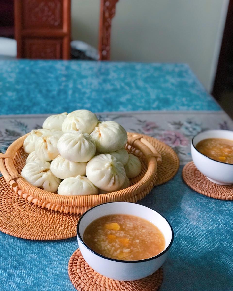 肉包子（猪肉大葱，满口留香）