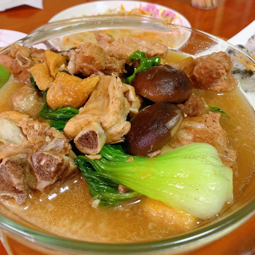 马来西亚肉骨茶（丰富配料版）