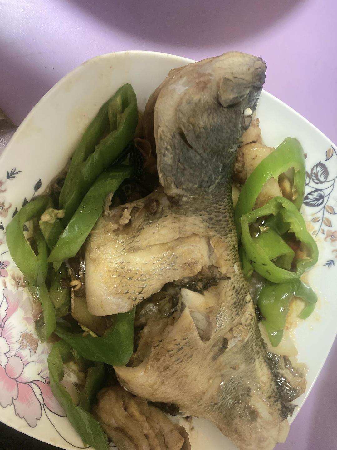 红烧鲈鱼