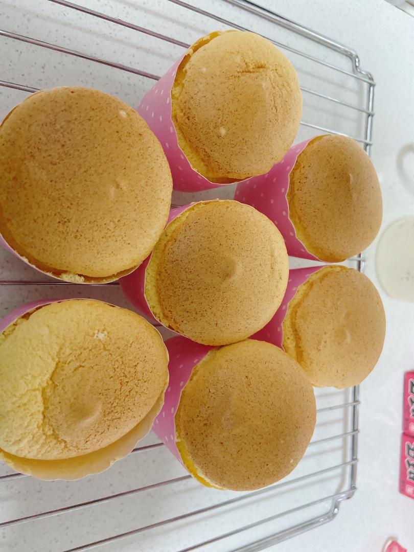 纸杯蛋糕 8寸戚风蛋糕的量