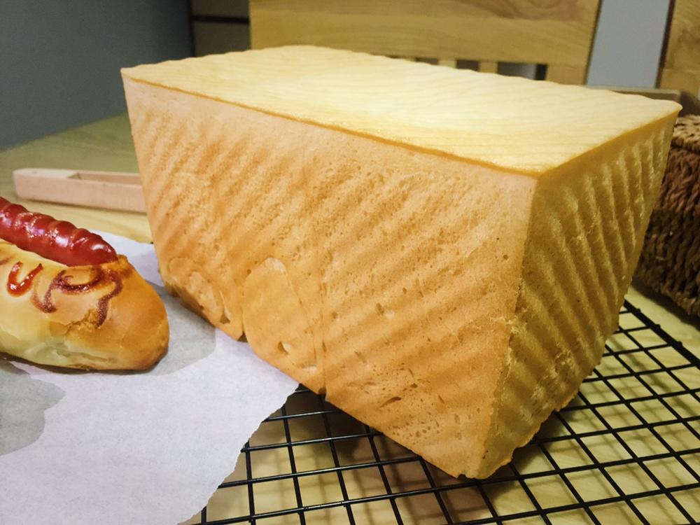 基础面包制作 Basic Bread (Loaf&Roll)