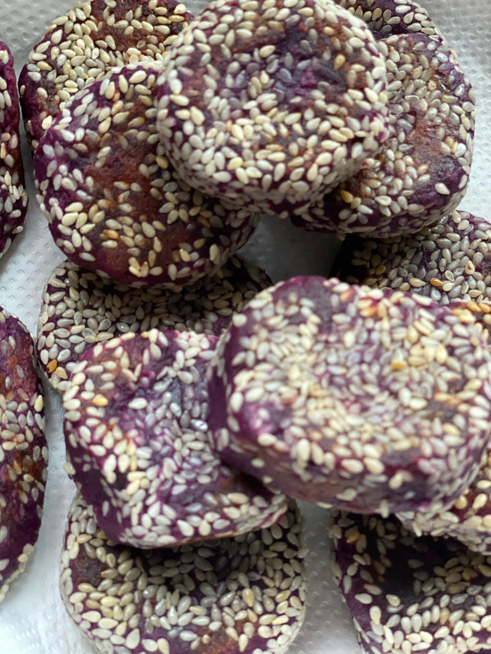 紫薯芝麻饼
