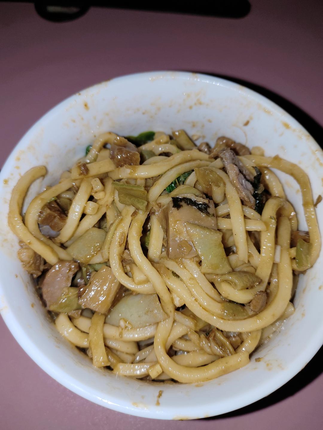 笋干烧肉刀豆炒面