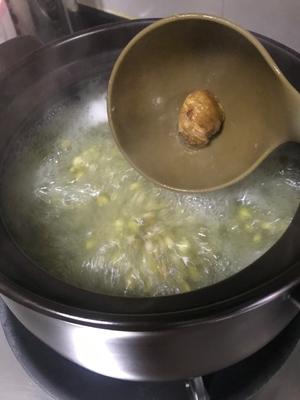 广东靓汤之田鸡绿豆汤的做法 步骤5
