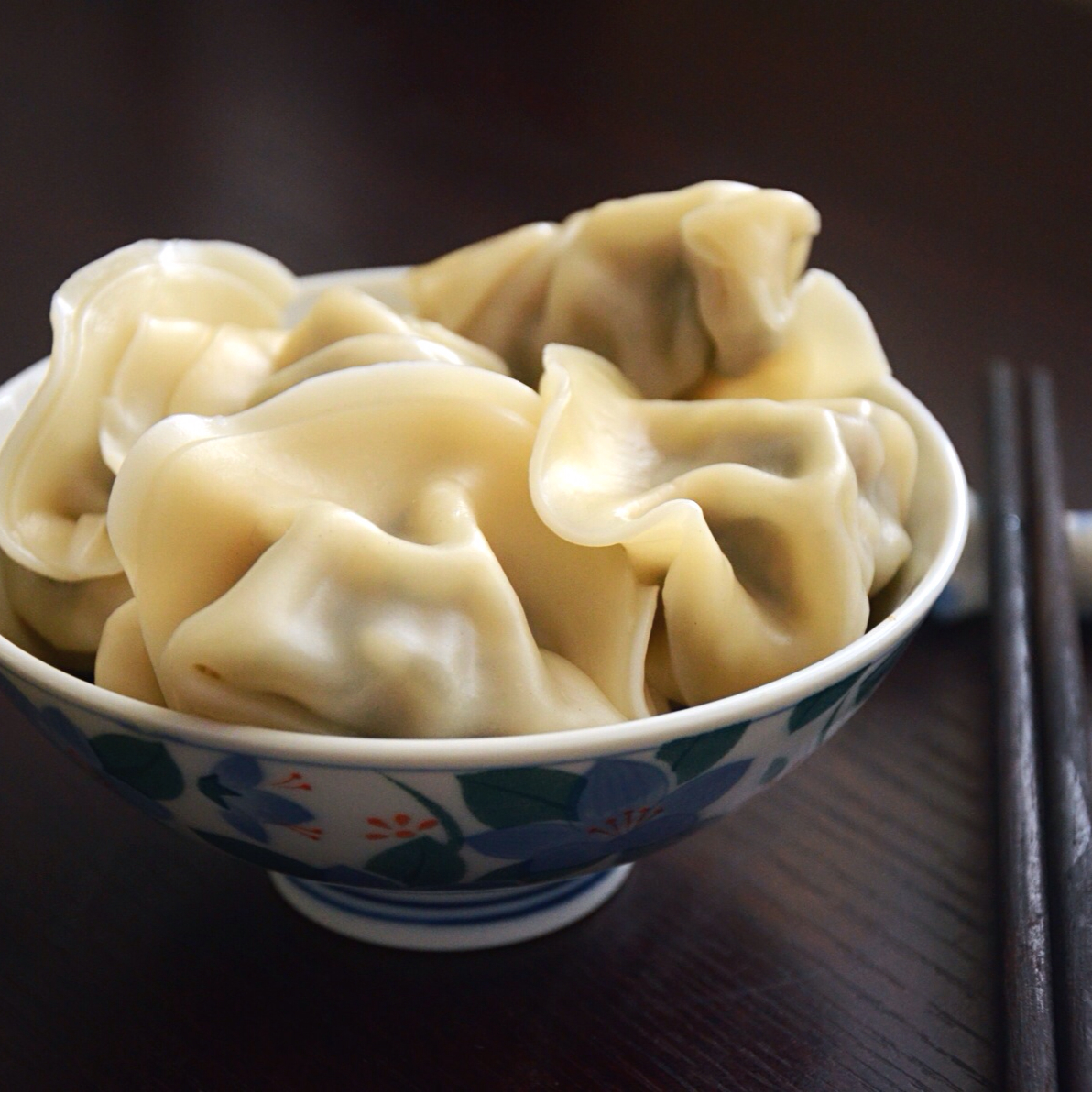 芹菜胡萝卜猪肉水饺