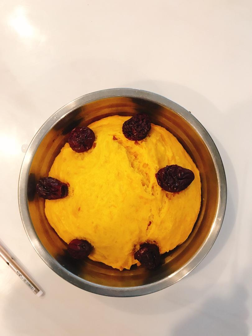 不加水的红枣南瓜发糕