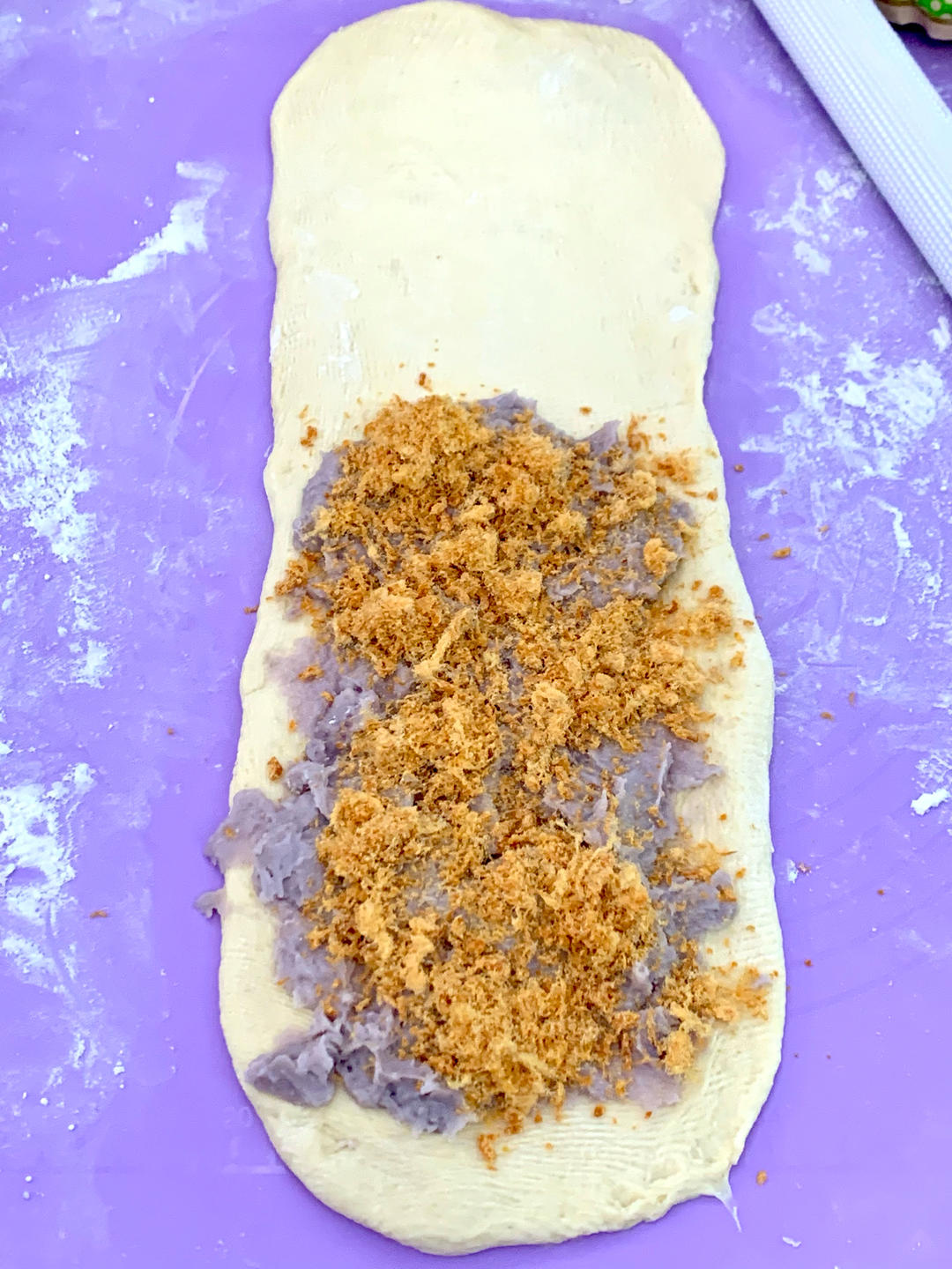 超完美搭配！波兰种芋泥咸蛋黄吐司！