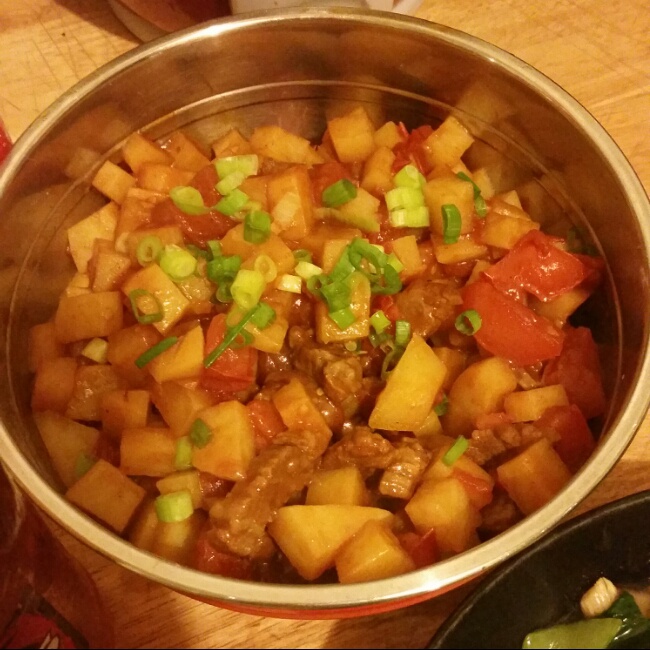 土豆炖牛肉