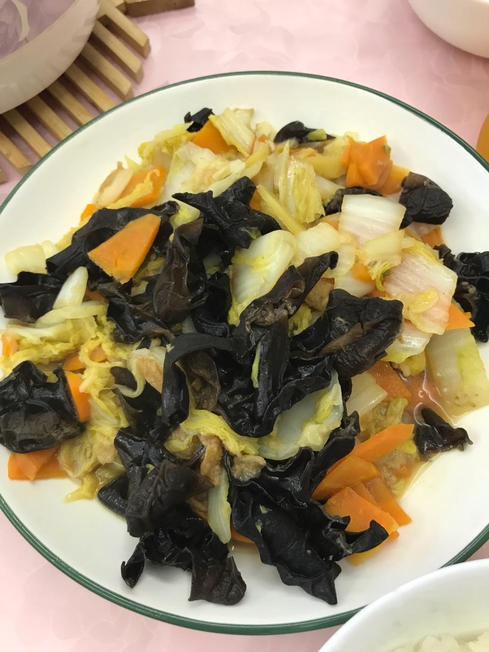 白菜香菇烧面筋