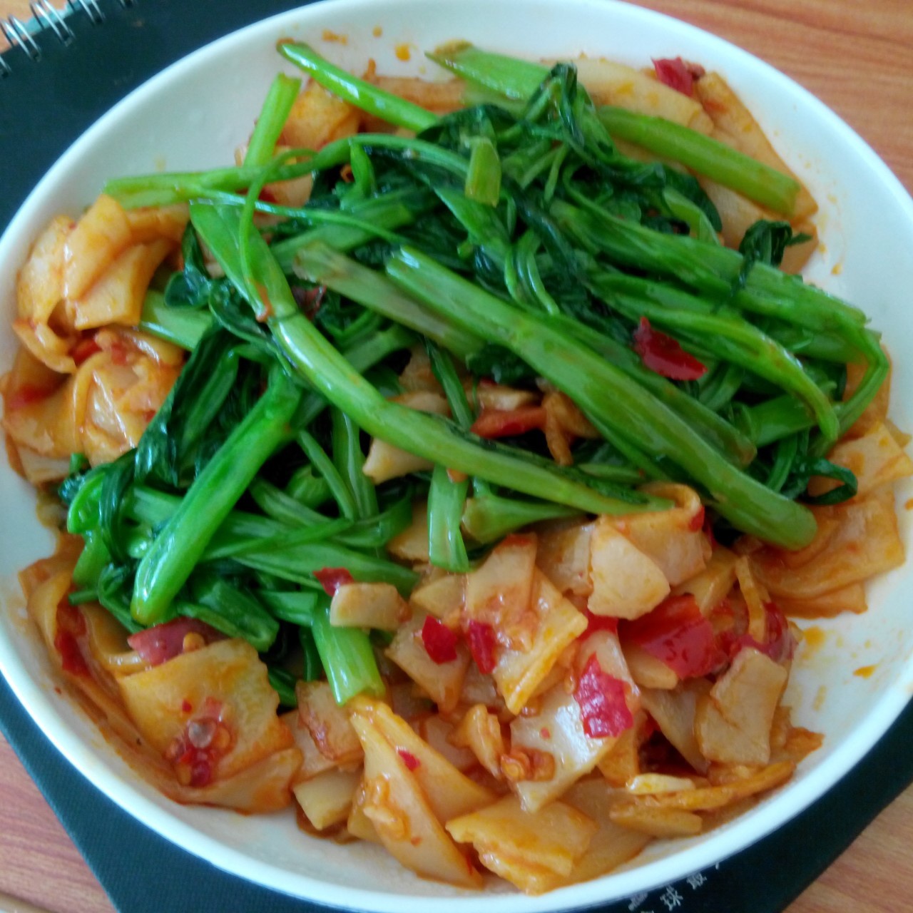 牛肉炒河粉