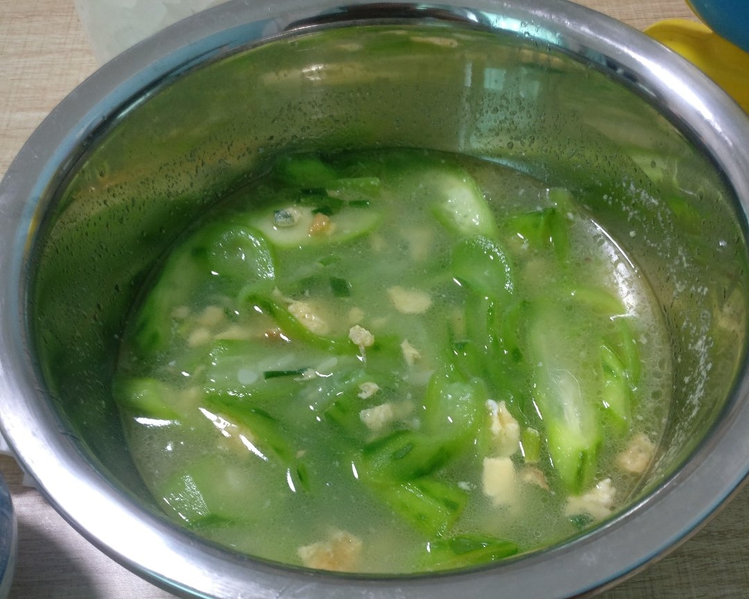 丝瓜鸡蛋汤（适合泡饭吃）的做法