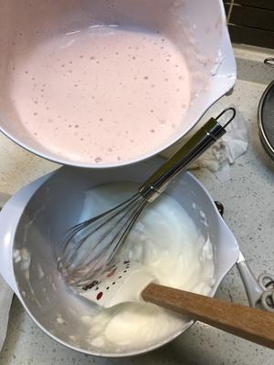 蜜桃奶冻卷（粉色/桃子蛋糕卷）的做法 步骤11