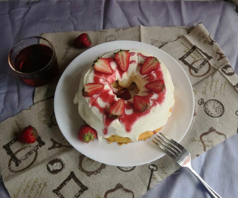 草莓酸奶蛋糕