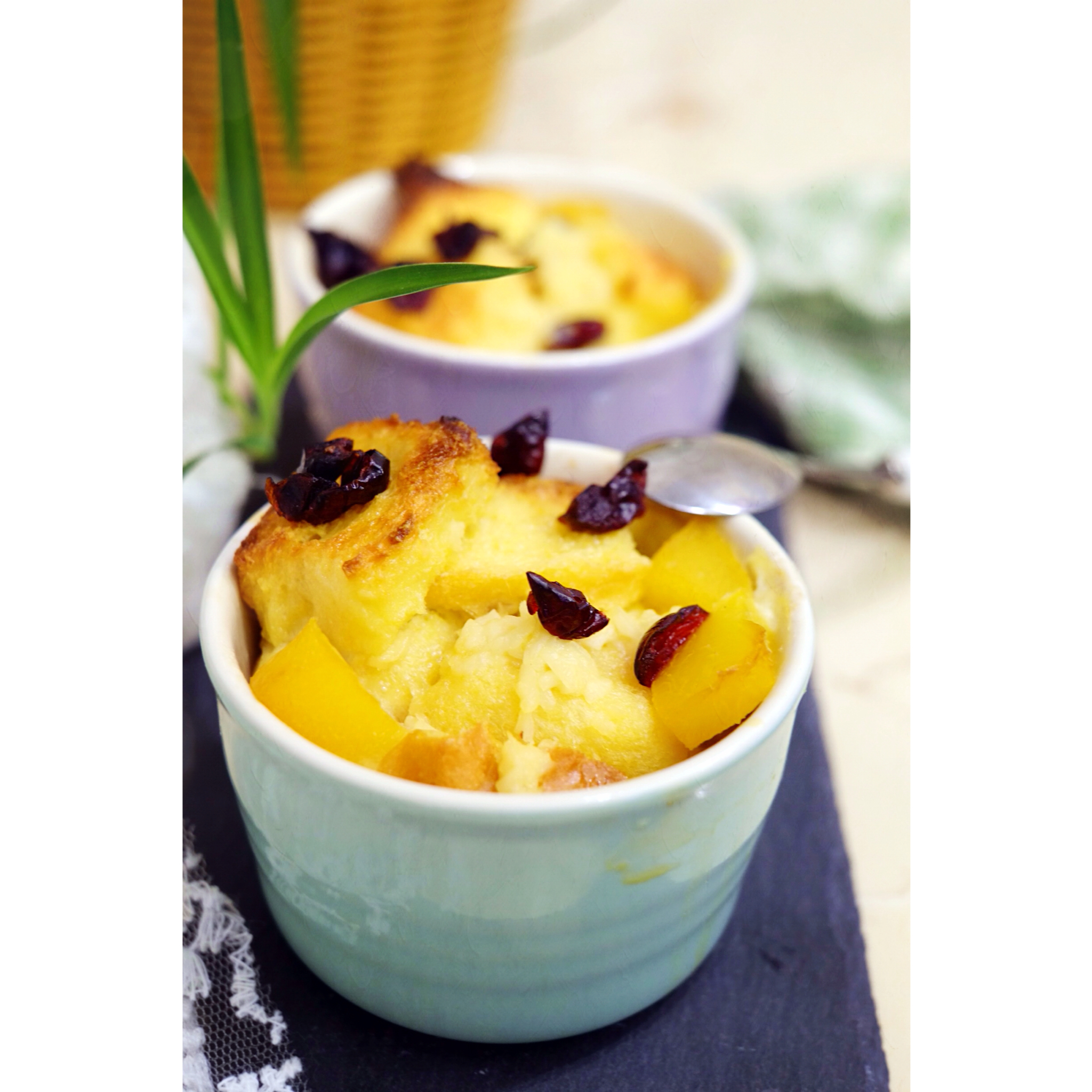 酒酿蔓越莓面包布丁